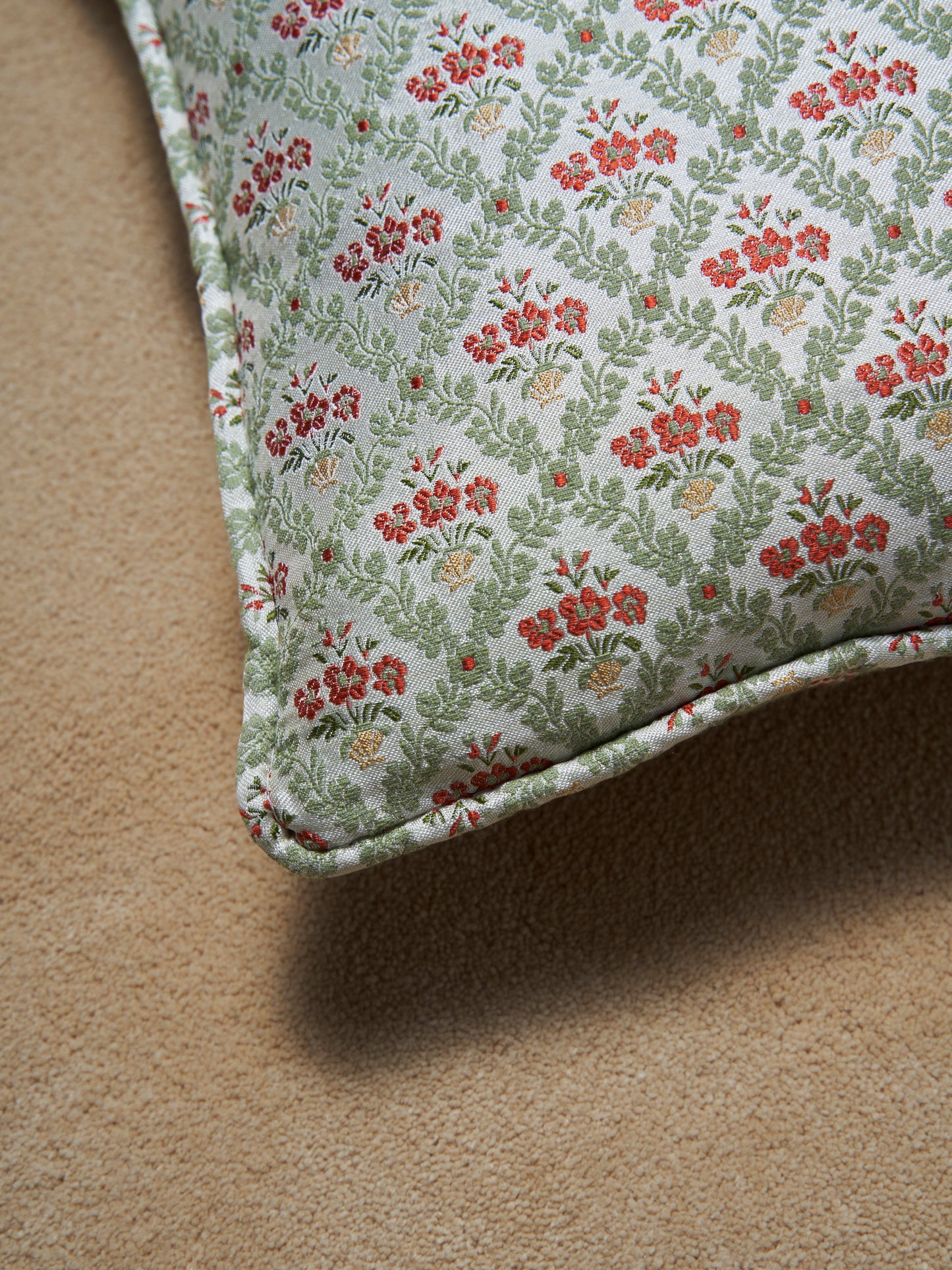 PIPED CUSHION - BRANT'S TRELLIS