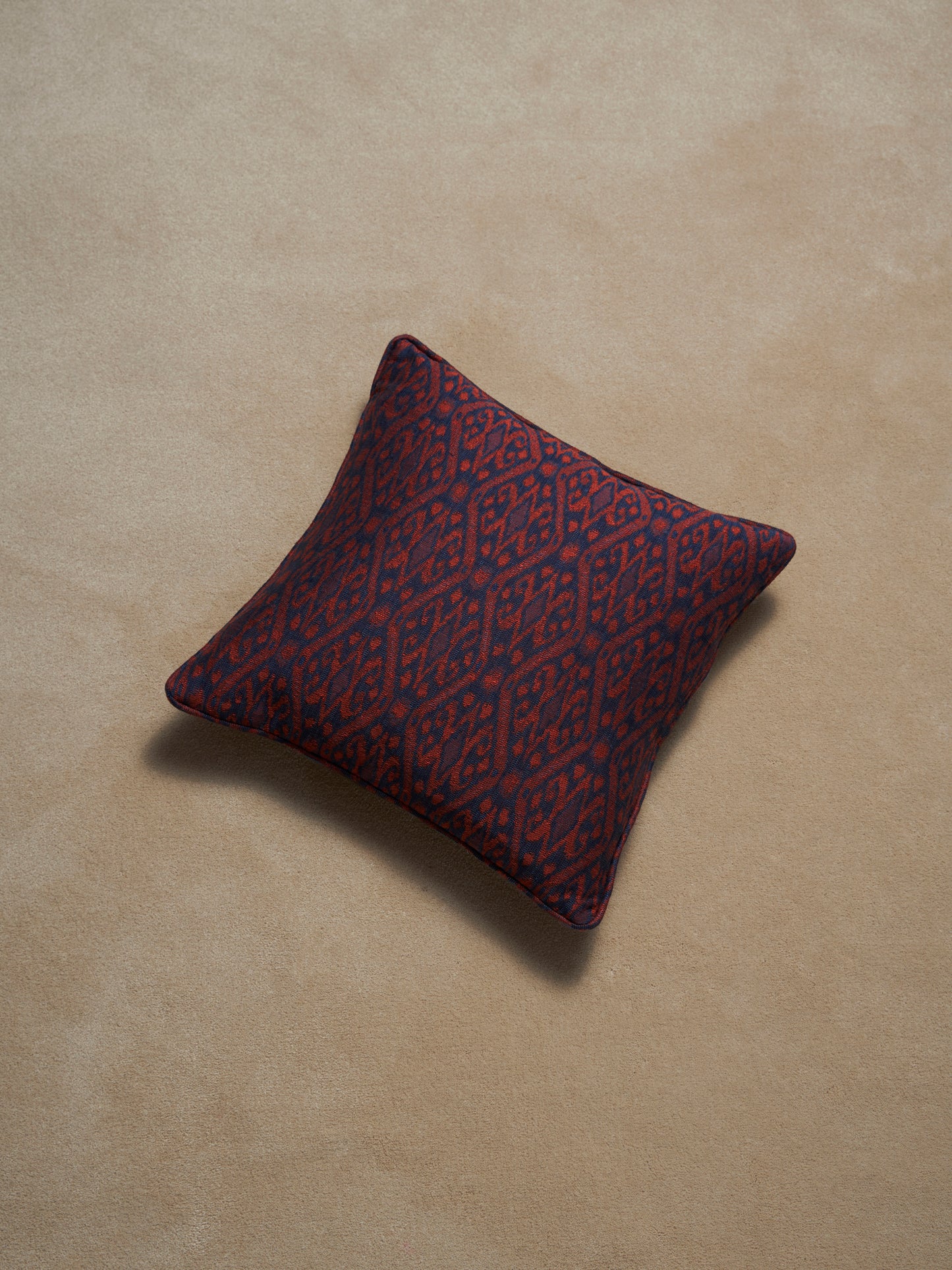 CUSHION - WOVEN IKAT - JASPER