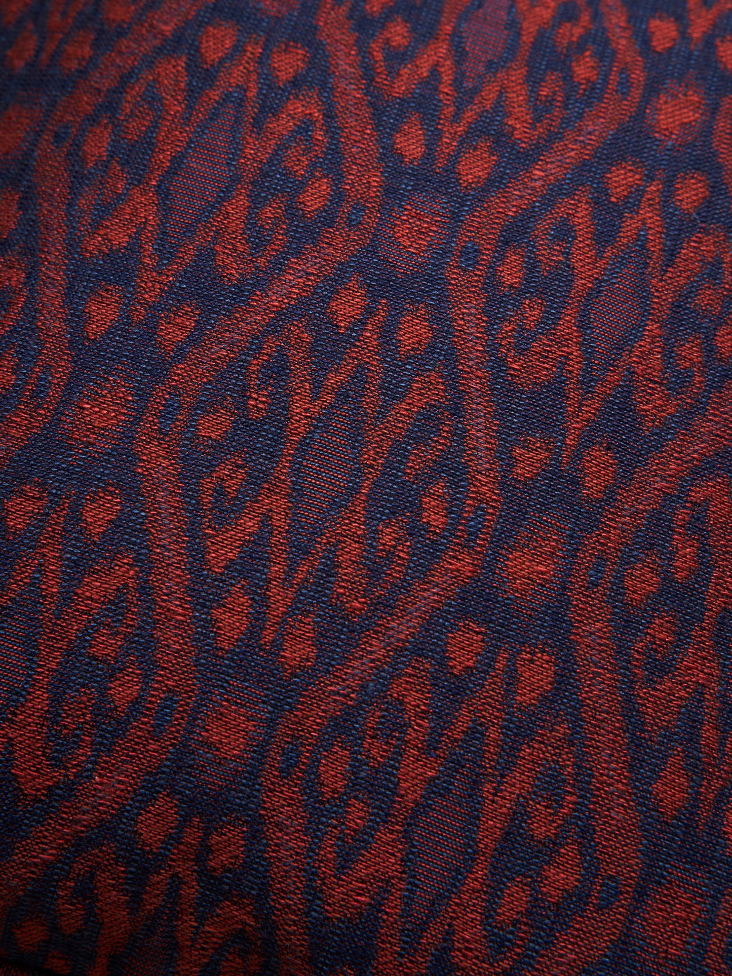 CUSHION - WOVEN IKAT - JASPER