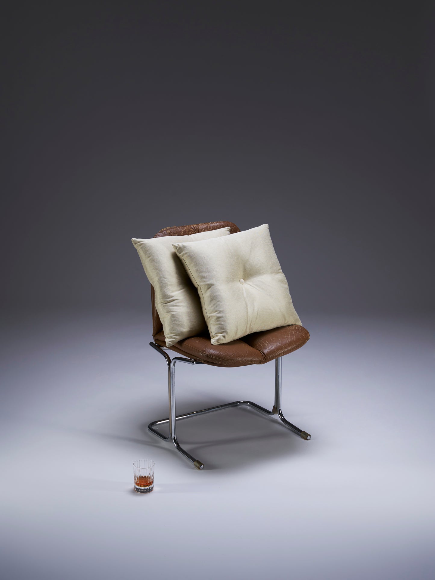 BUTTON CUSHION - SILK SATEEN - SERPENTINE
