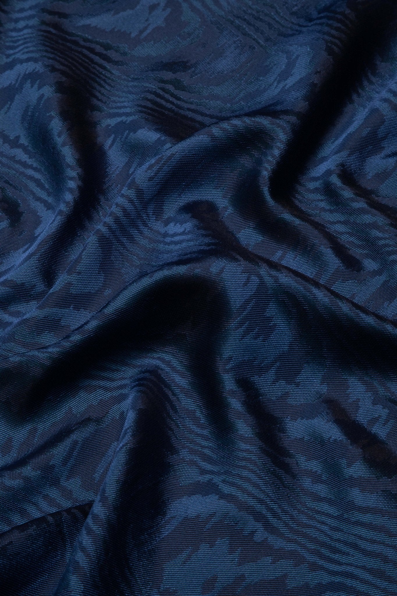 WALL COVERING - MOIRÉ TISSÉ - CC Moulton