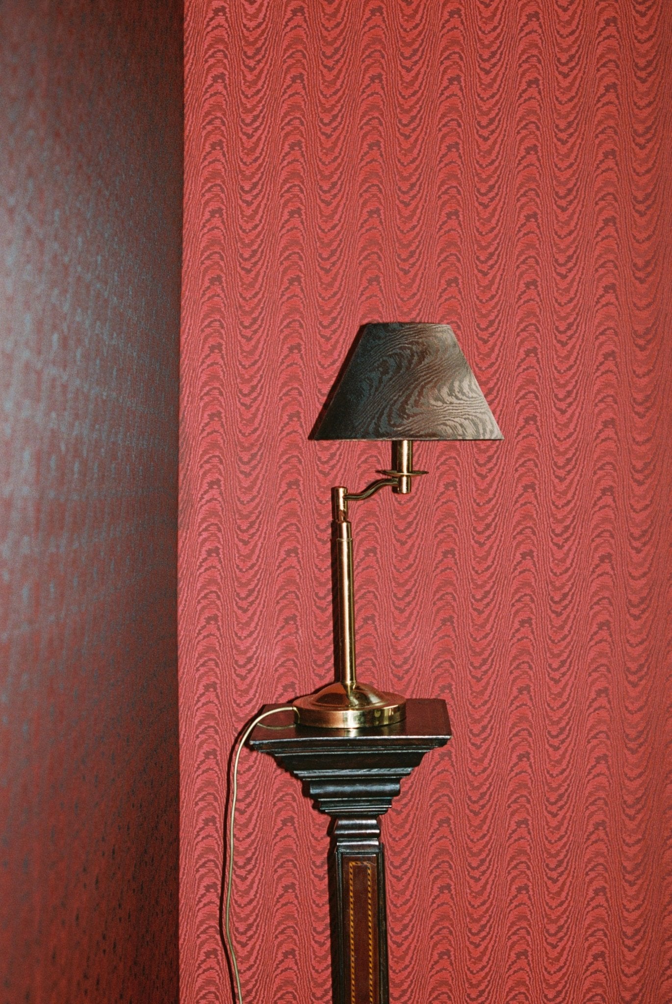 WALL COVERING - MOIRÉ TISSÉ - CC Moulton
