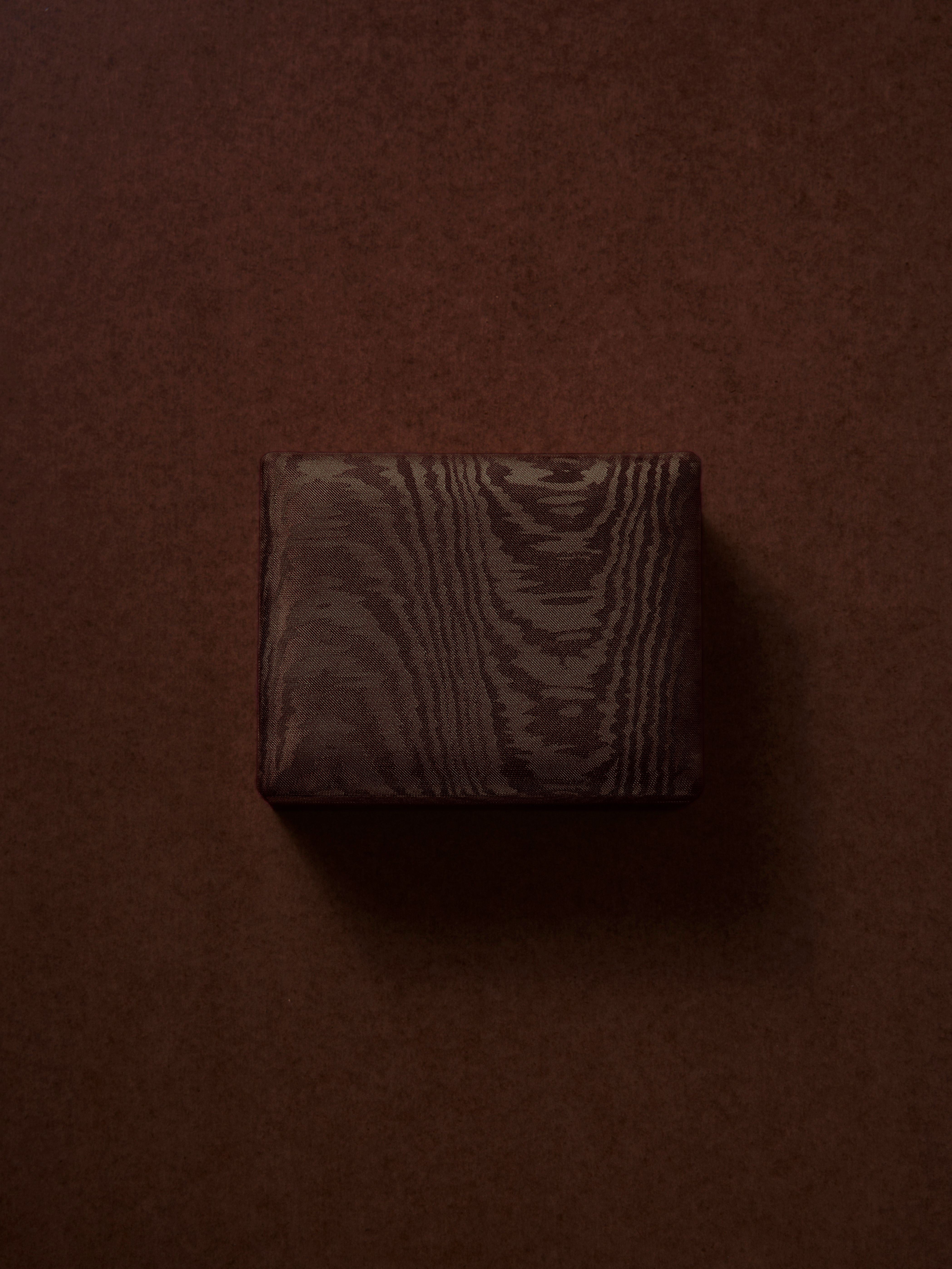 the jewellery case- moiré - cosmos