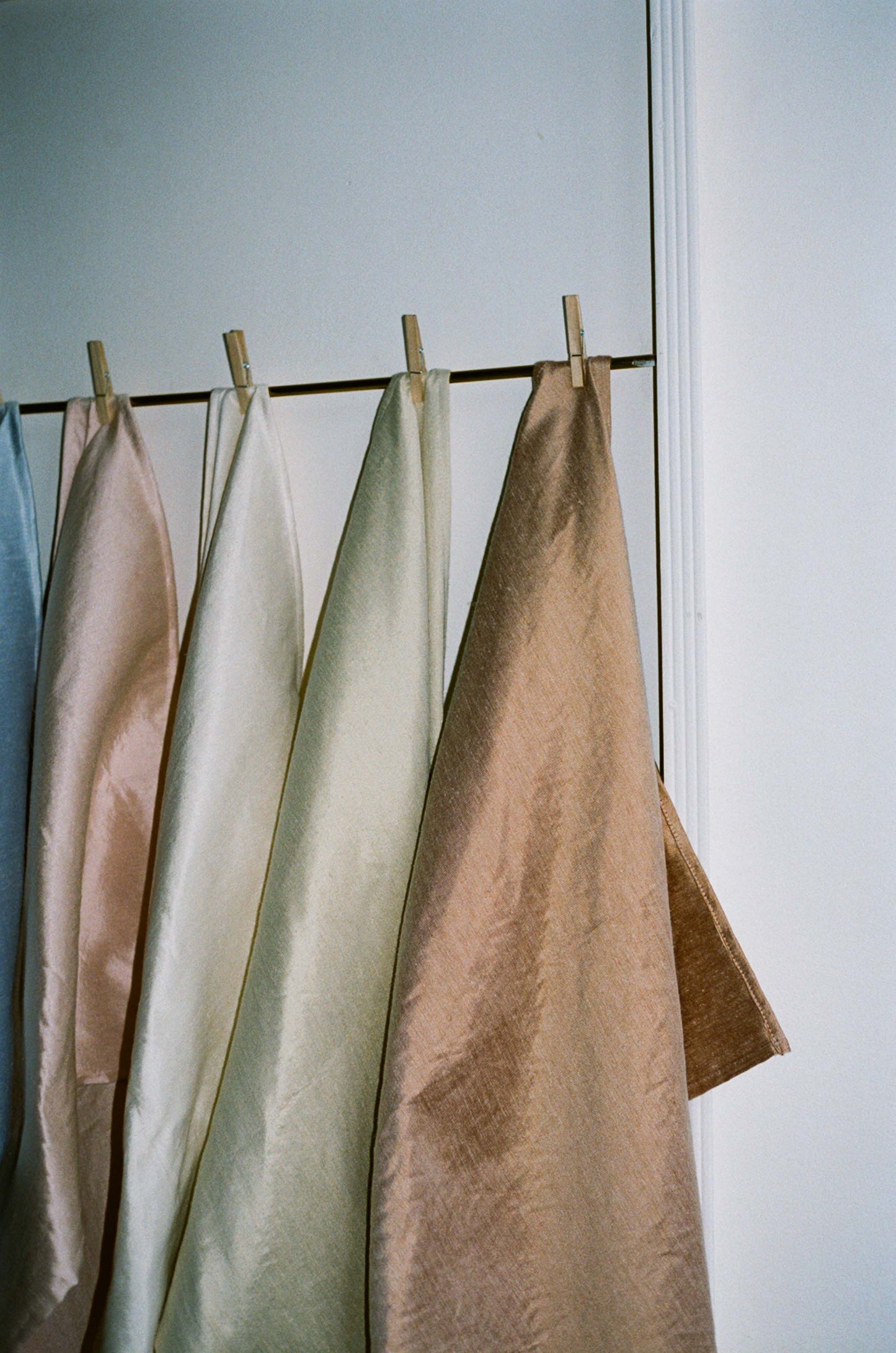 silk sateen - mattone