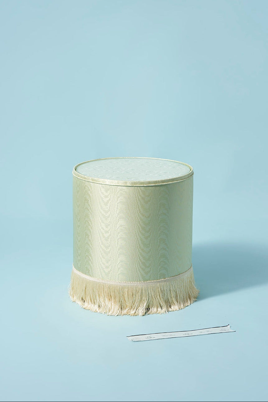 PELE TABLE