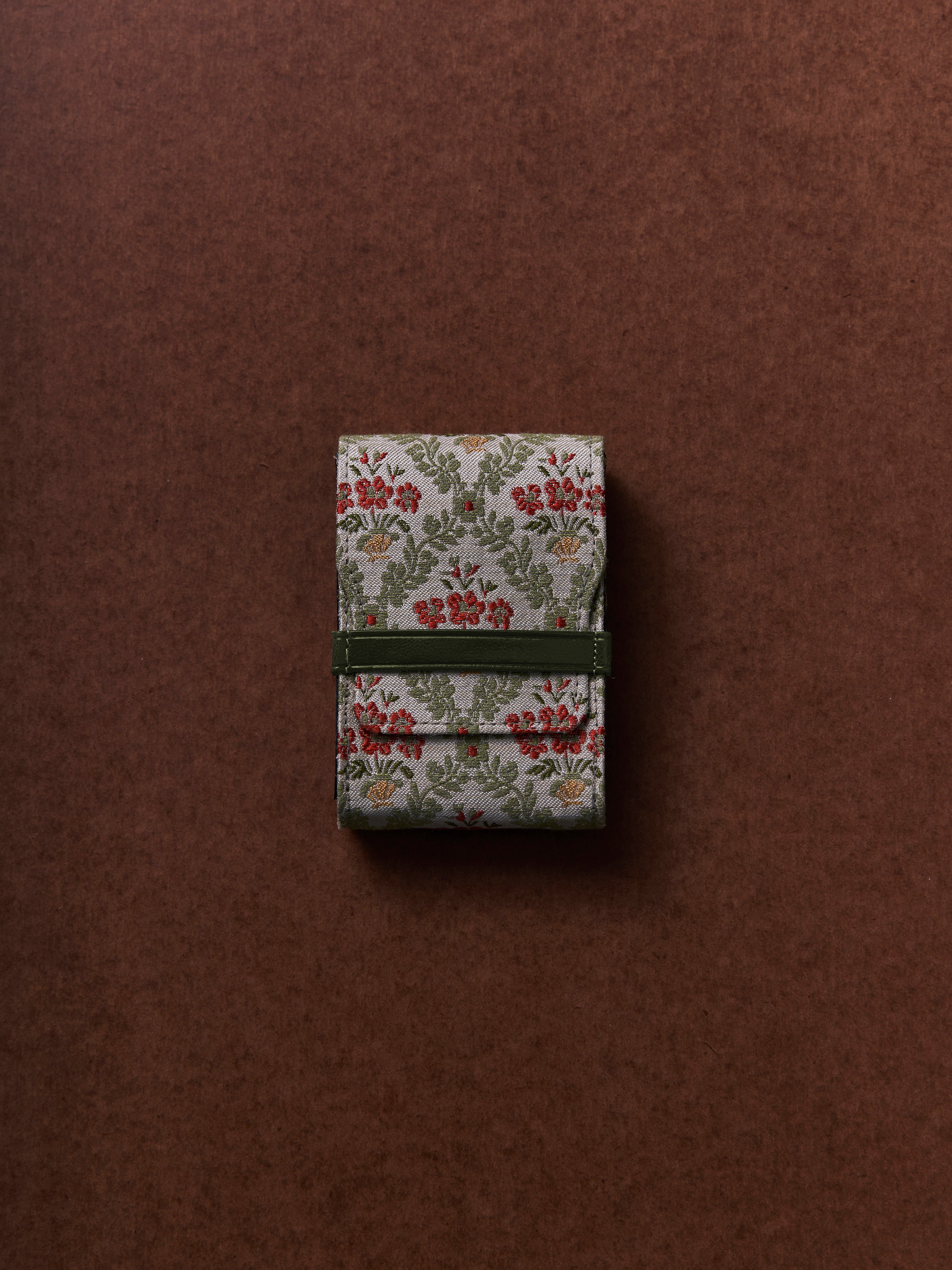 the card sleeve - Brant's trellis