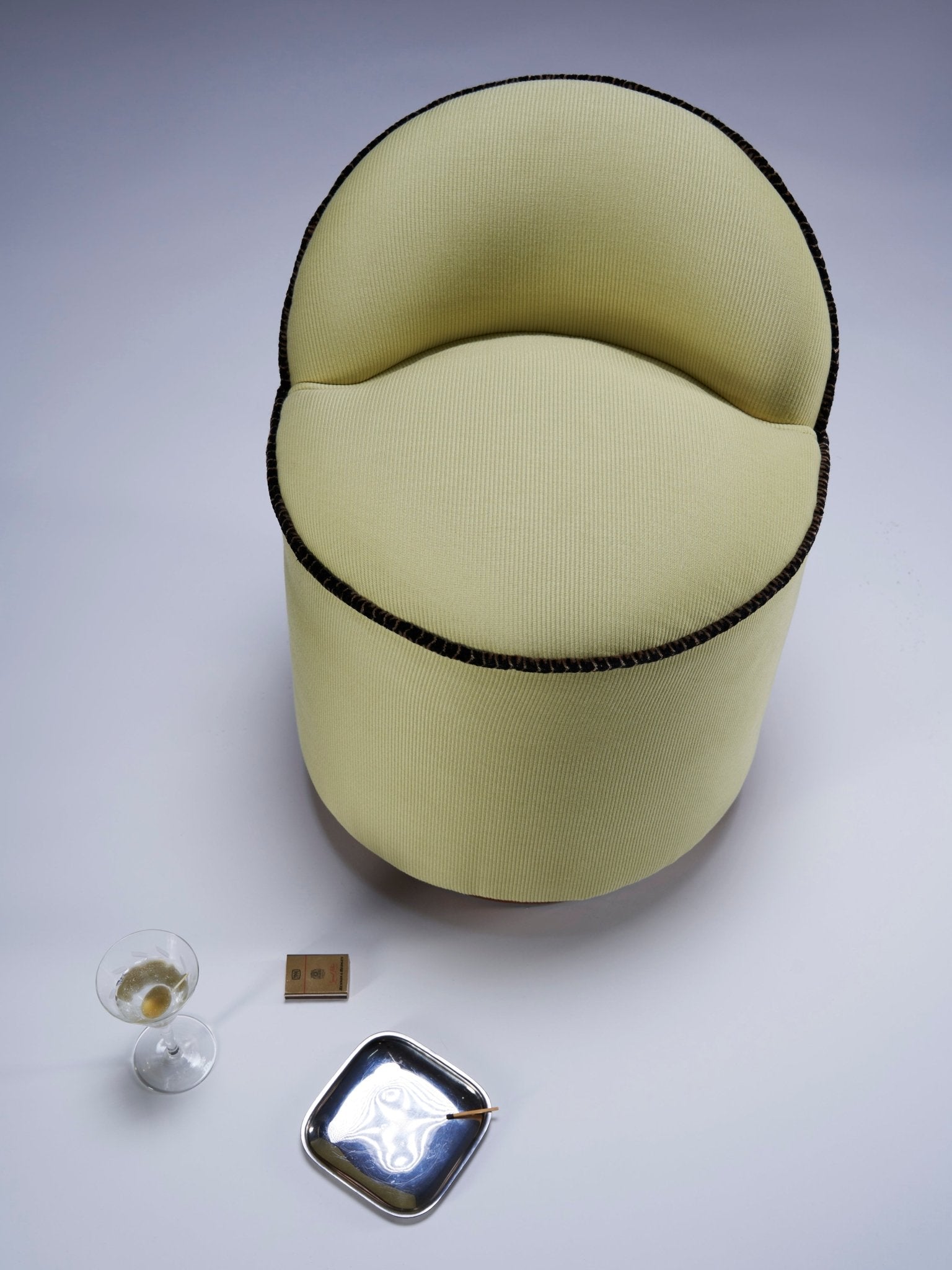 INFERI STOOL - SPIN - CC Moulton