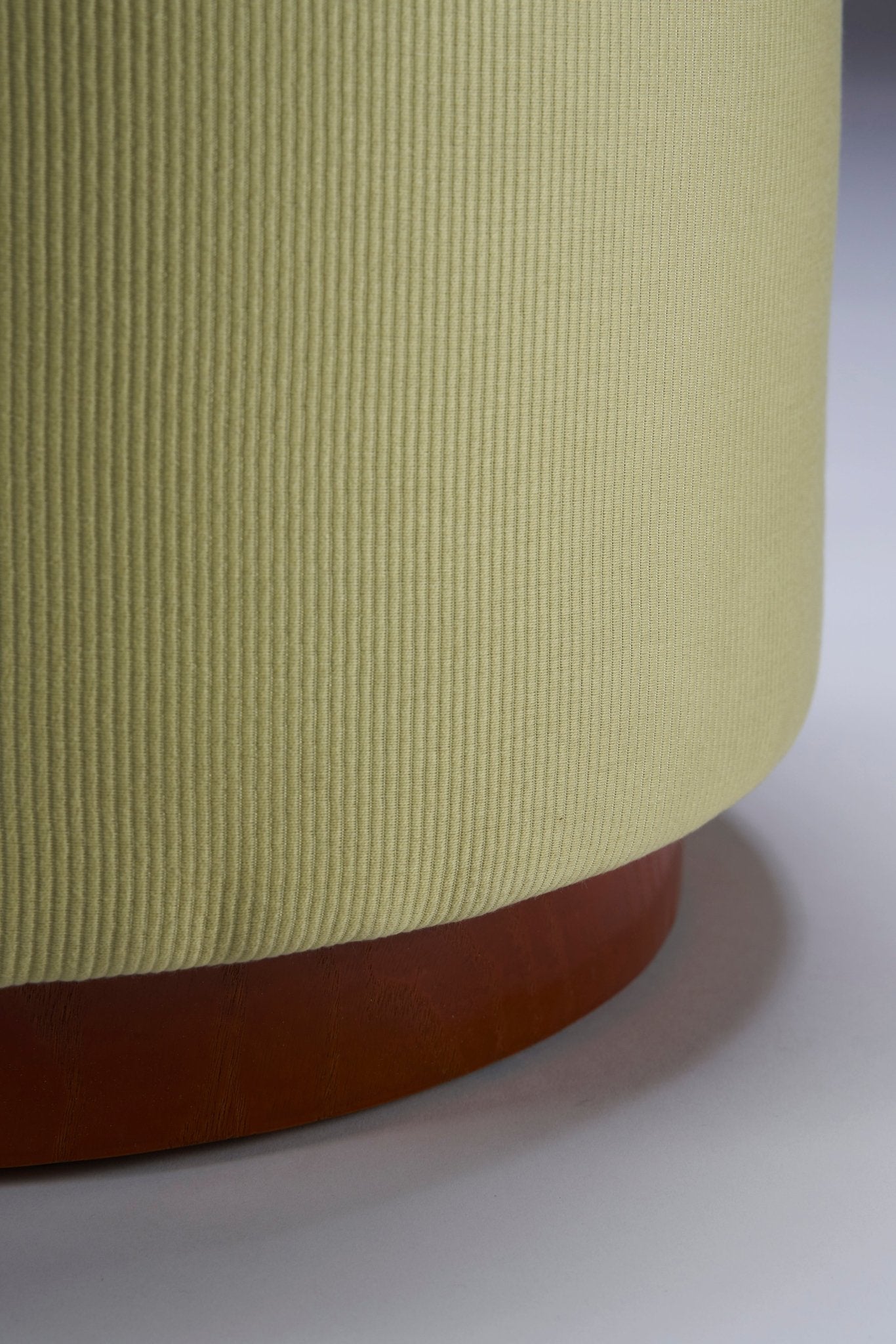 INFERI STOOL - SPIN - CC Moulton