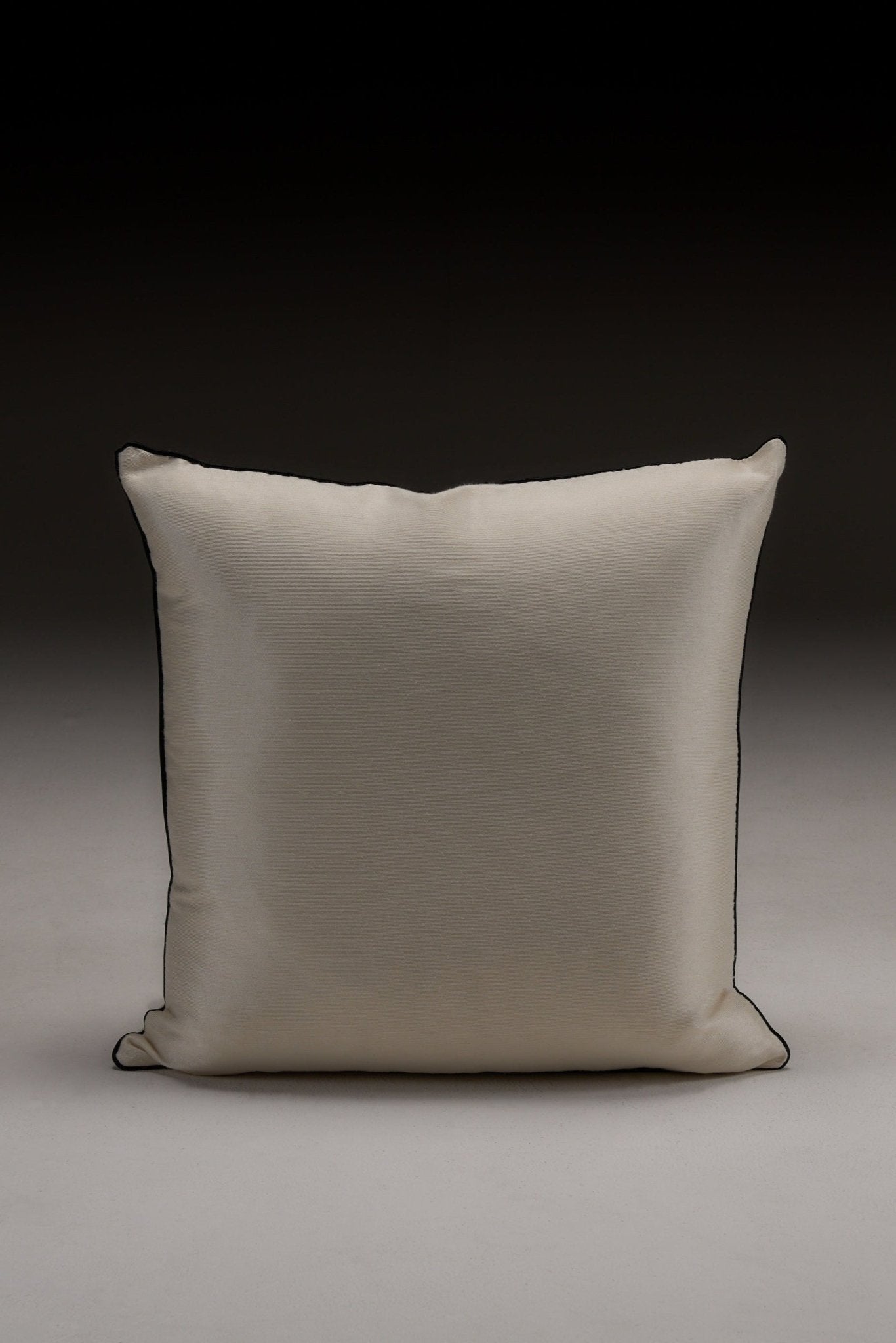 SILK SATEEN - CHAMPAGNE - CC Moulton