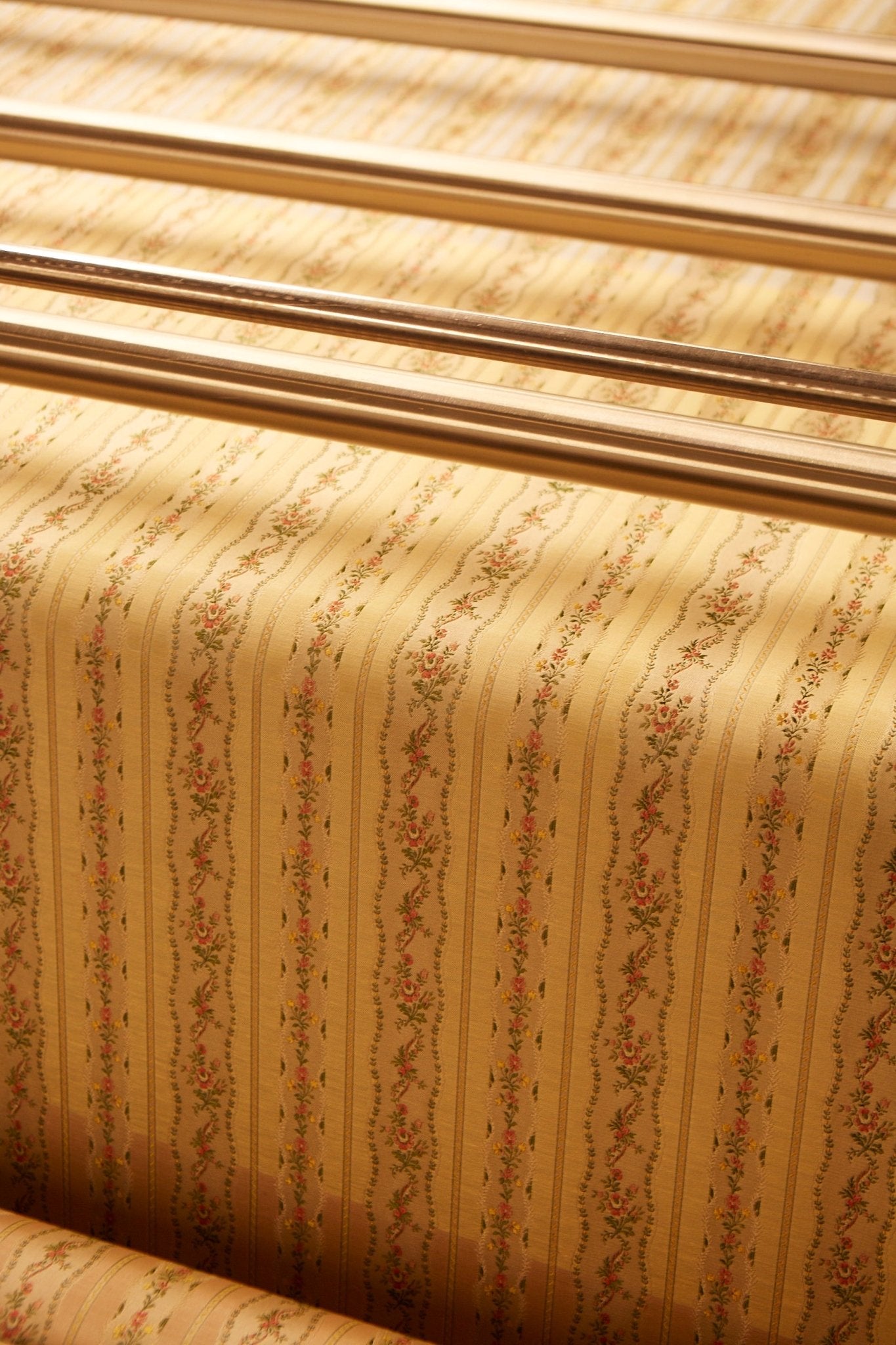 SPITALFIELDS STRIPE - STRAW - CC Moulton