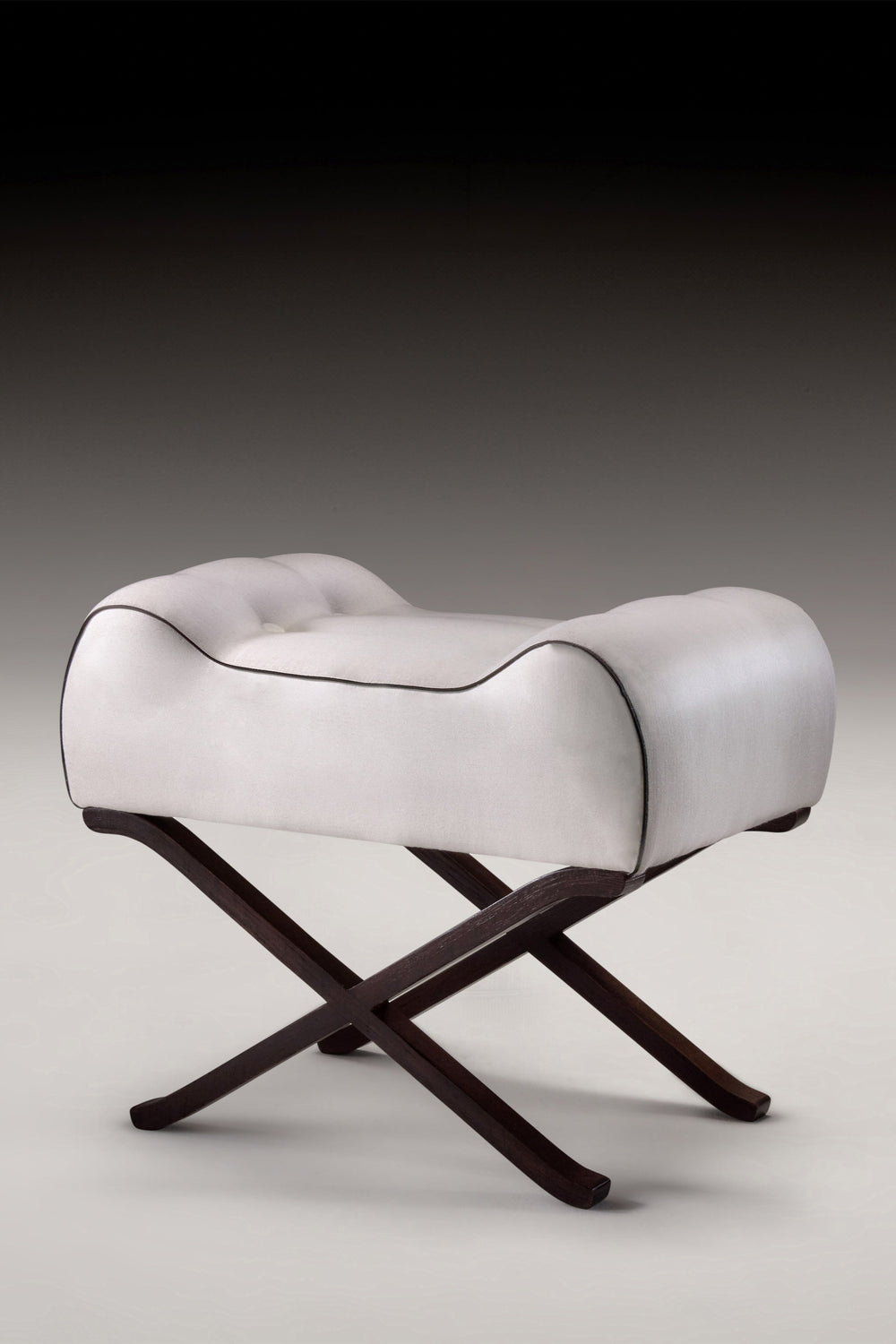 LILETH STOOL - SILK SATEEN