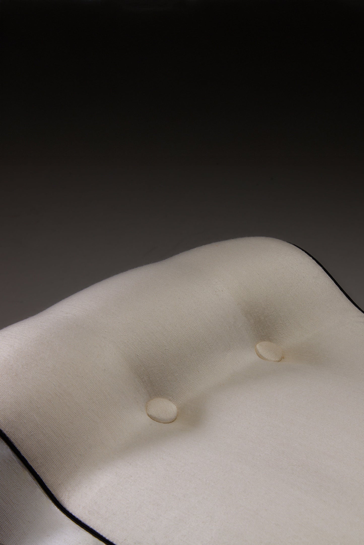 LILETH STOOL - SILK SATEEN