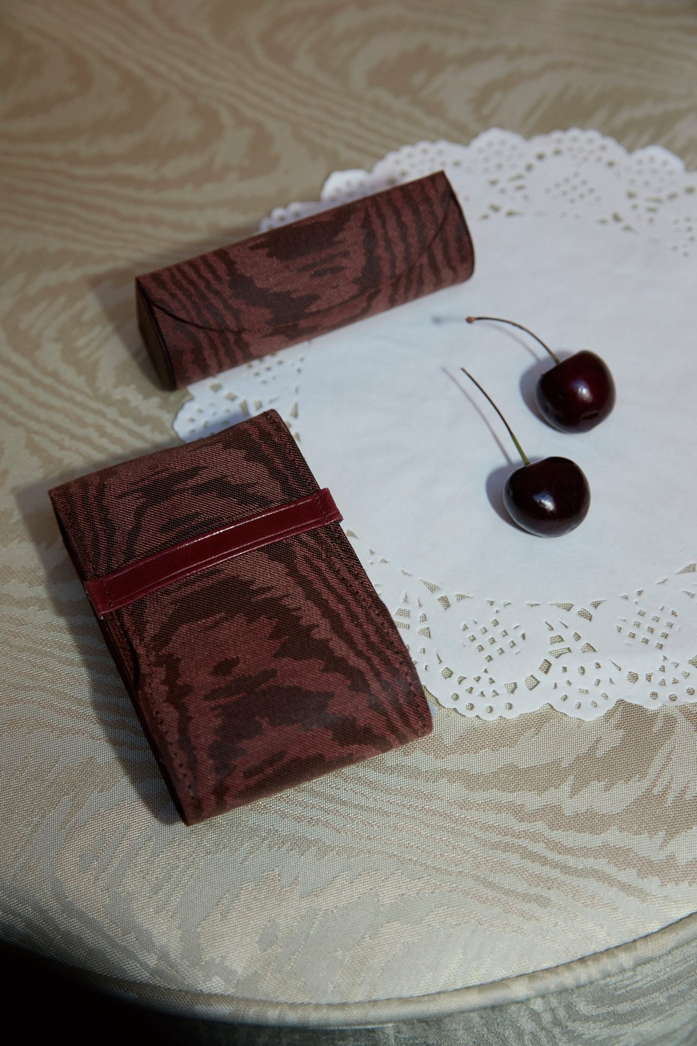 the card sleeve - moirè tissè - cosmos - CC Moulton