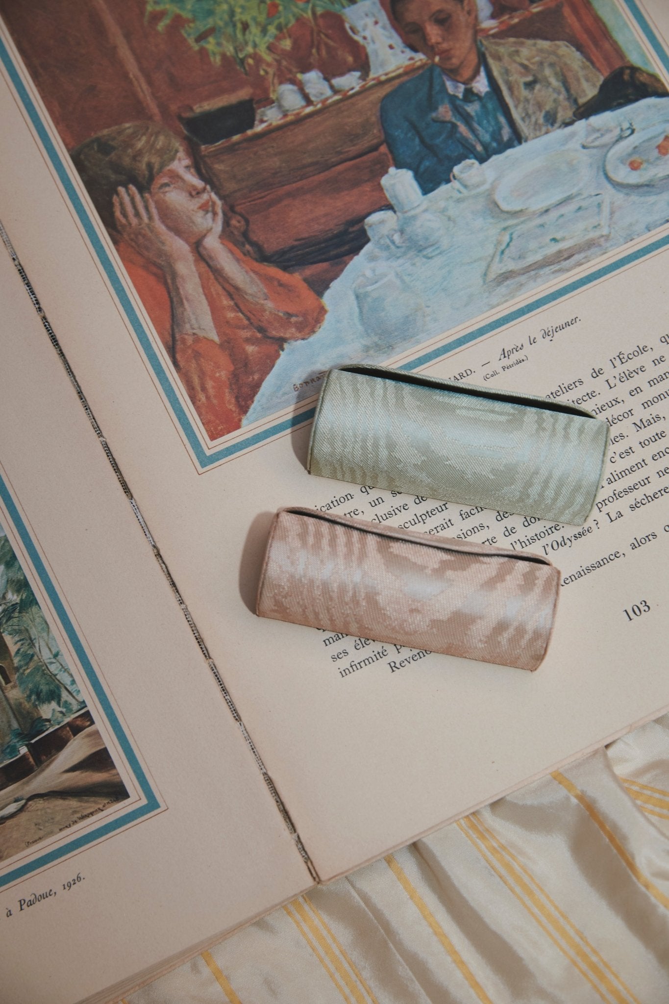 the etui - moiré tissé - pandolfini - CC Moulton