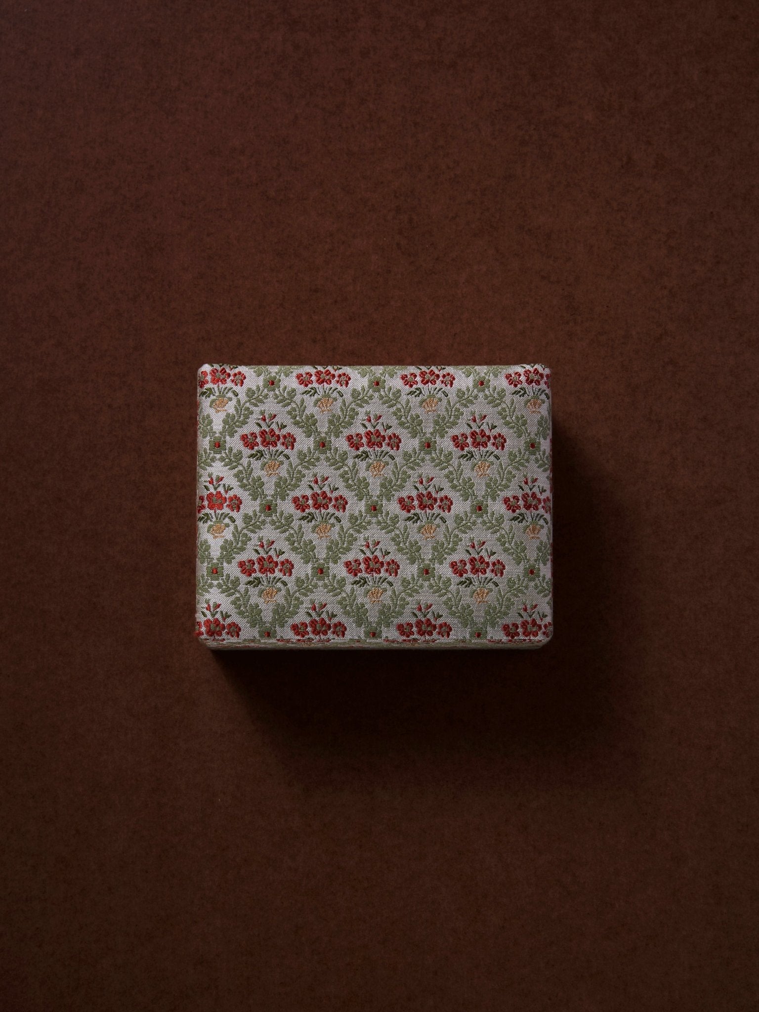 the jewellery case - Brant's trellis - CC Moulton