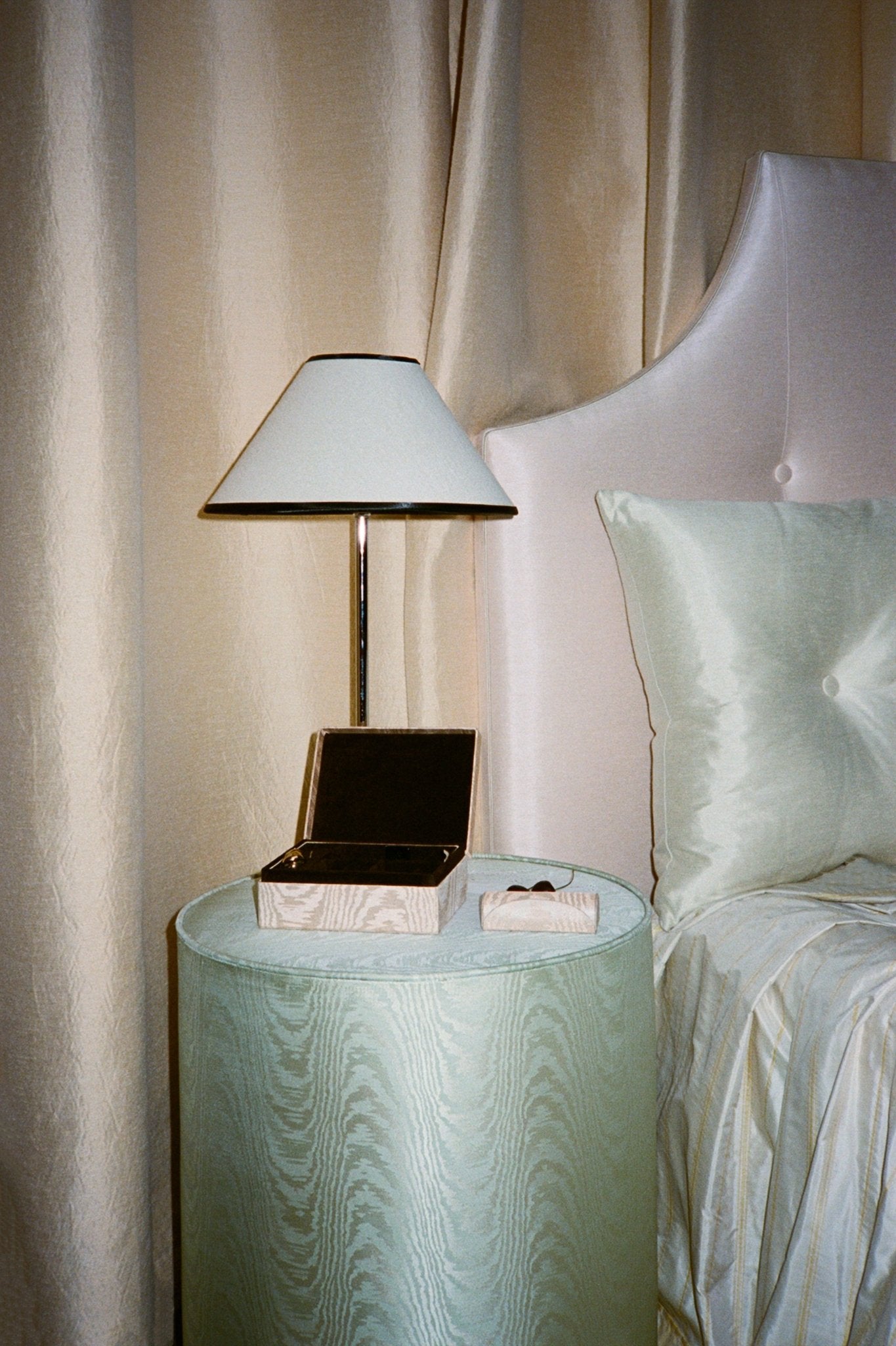 the jewellery case - moirè - pandolfini - CC Moulton