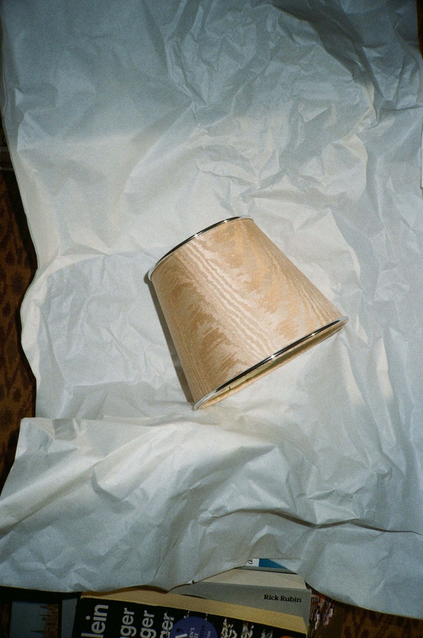 THE NUT SHADE - MOIRÉ TISSÉ - PANDOLFINI - CC Moulton